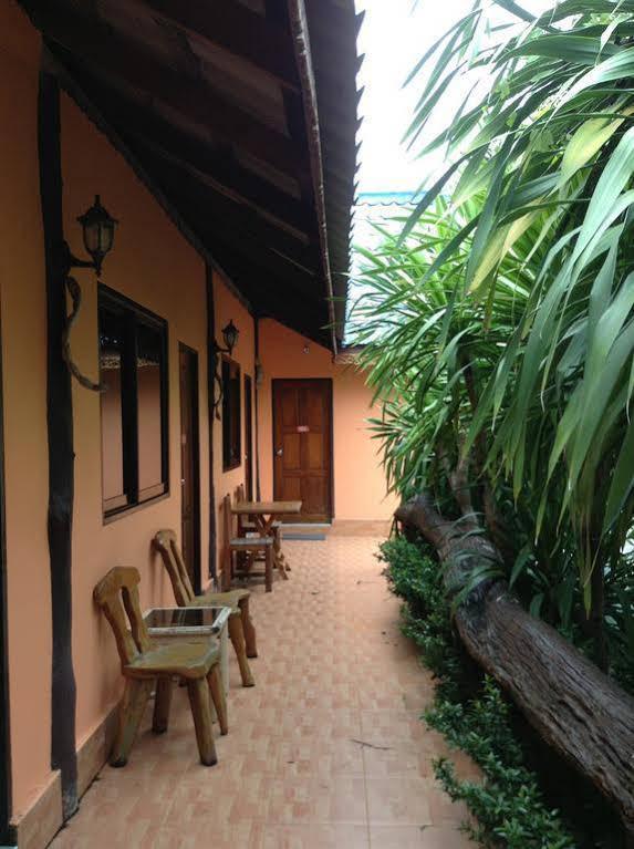 Discovery House Hotel Sha Plus Nai Yang ภายนอก รูปภาพ